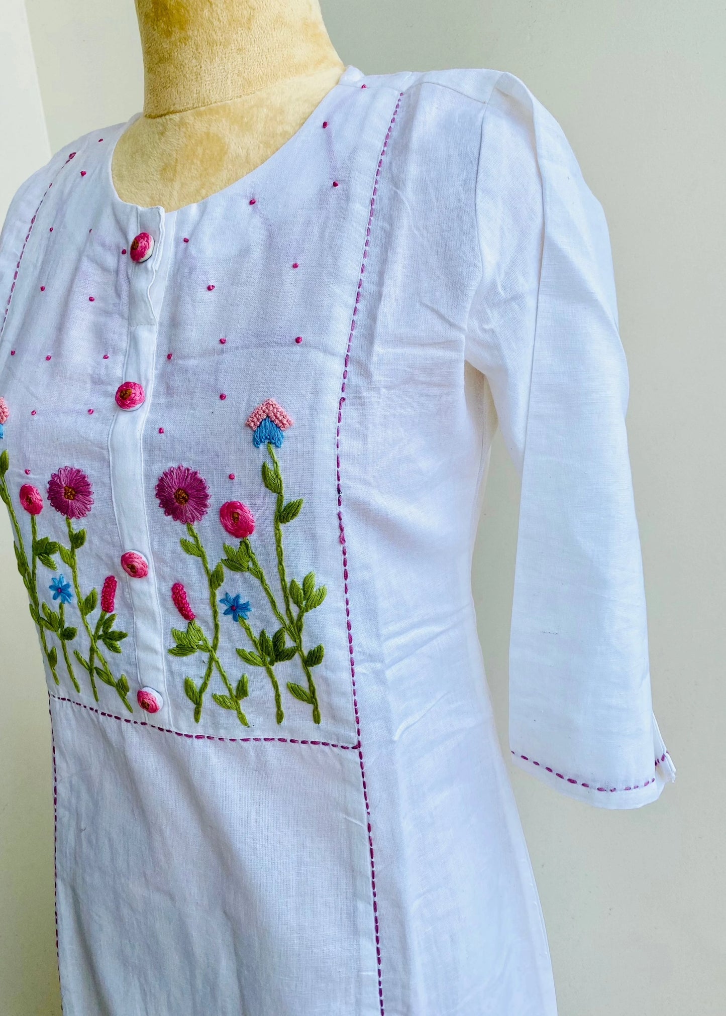 White Embroidered Cotton Set