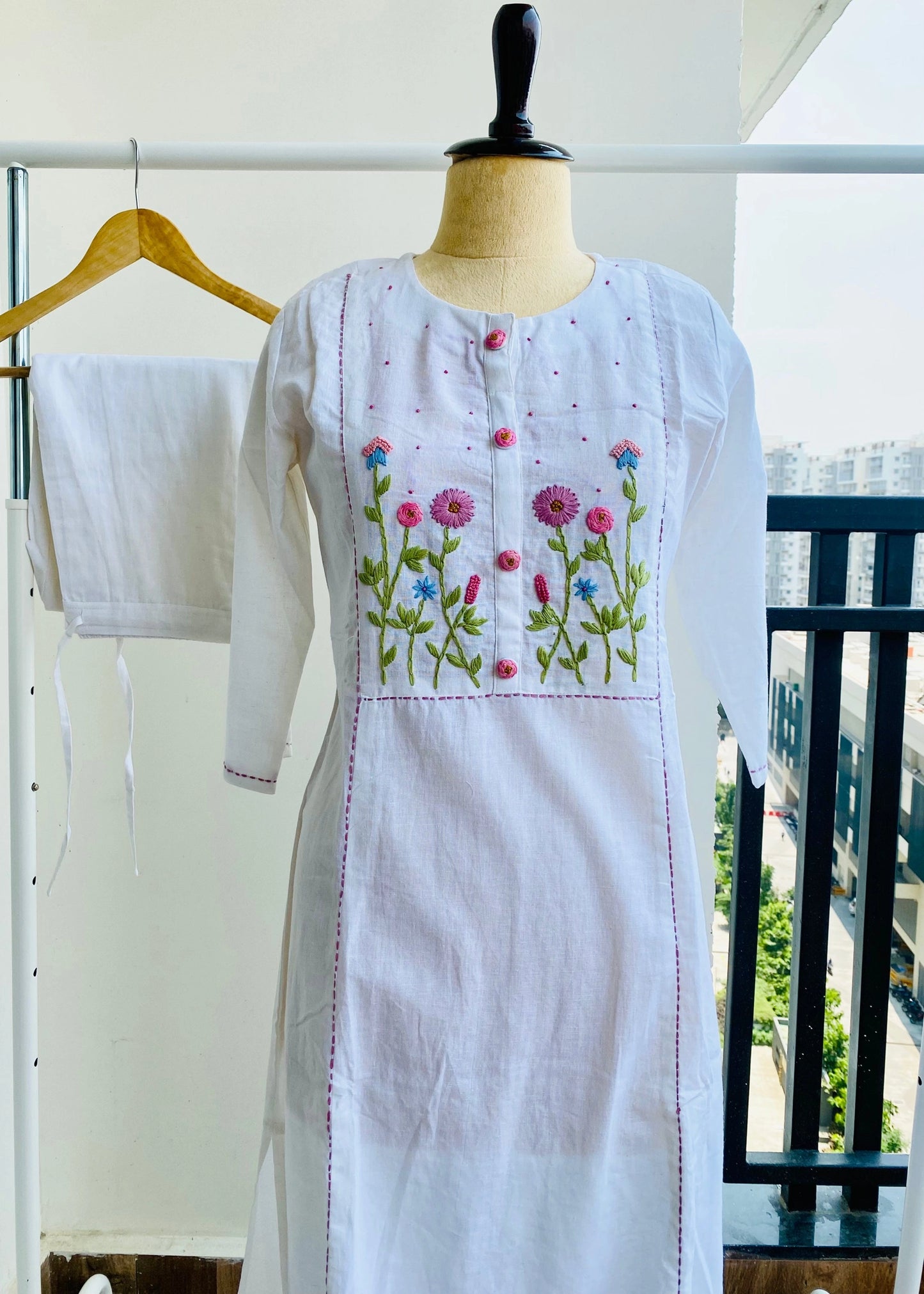 White Embroidered Cotton Set