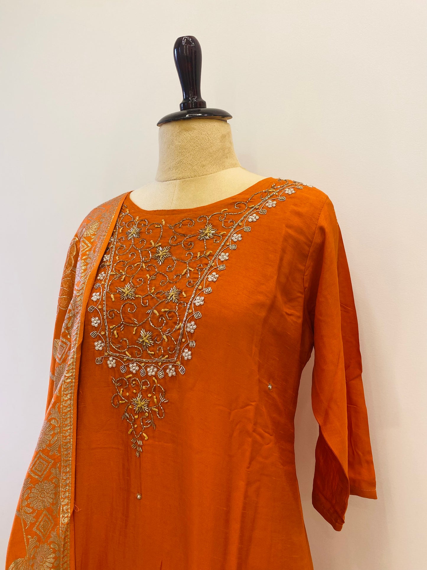 Amber Glow MulChanderi Suit Set